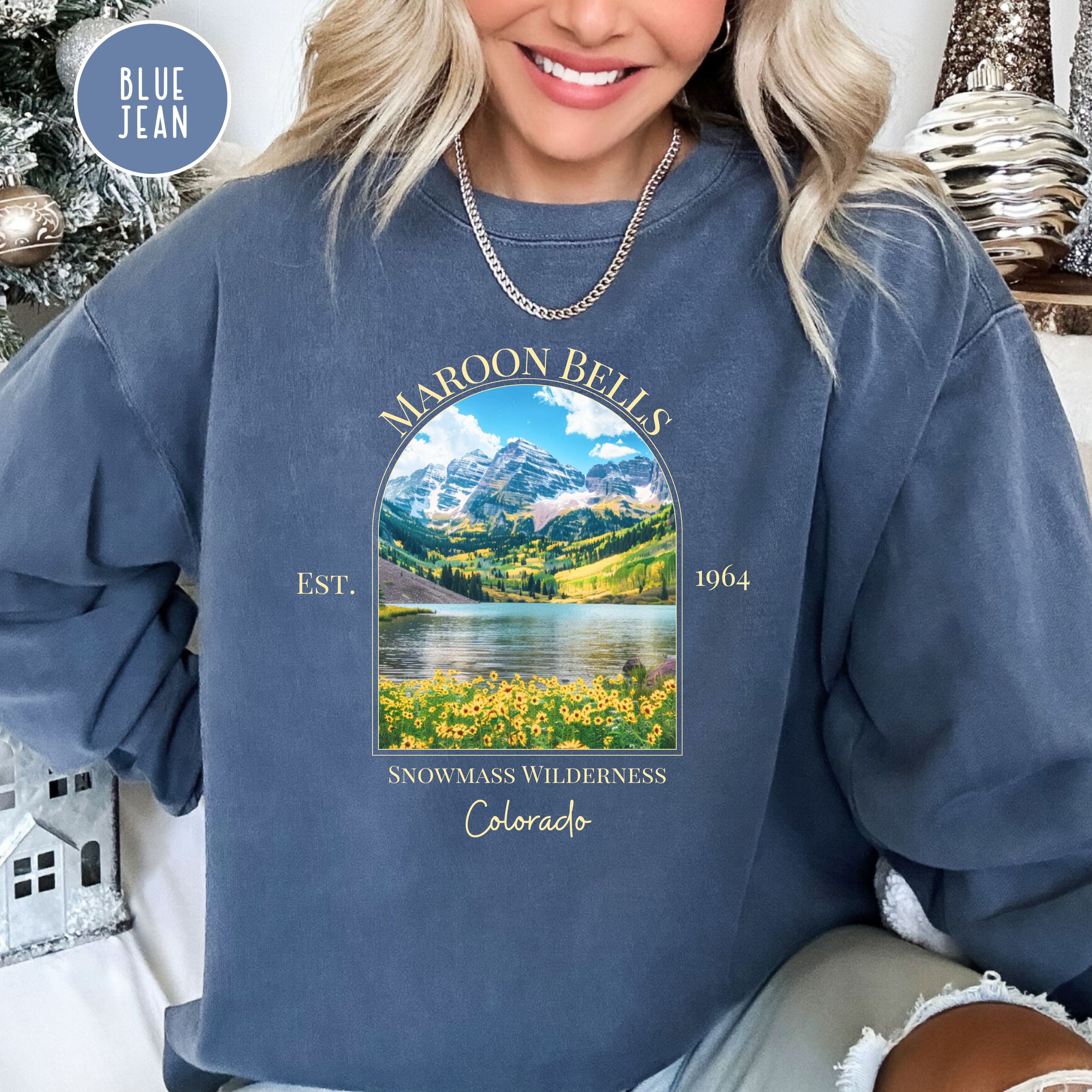 Maroon Bells-Snowmass Wilderness Colorado Comfort Colors® Sweatshirt