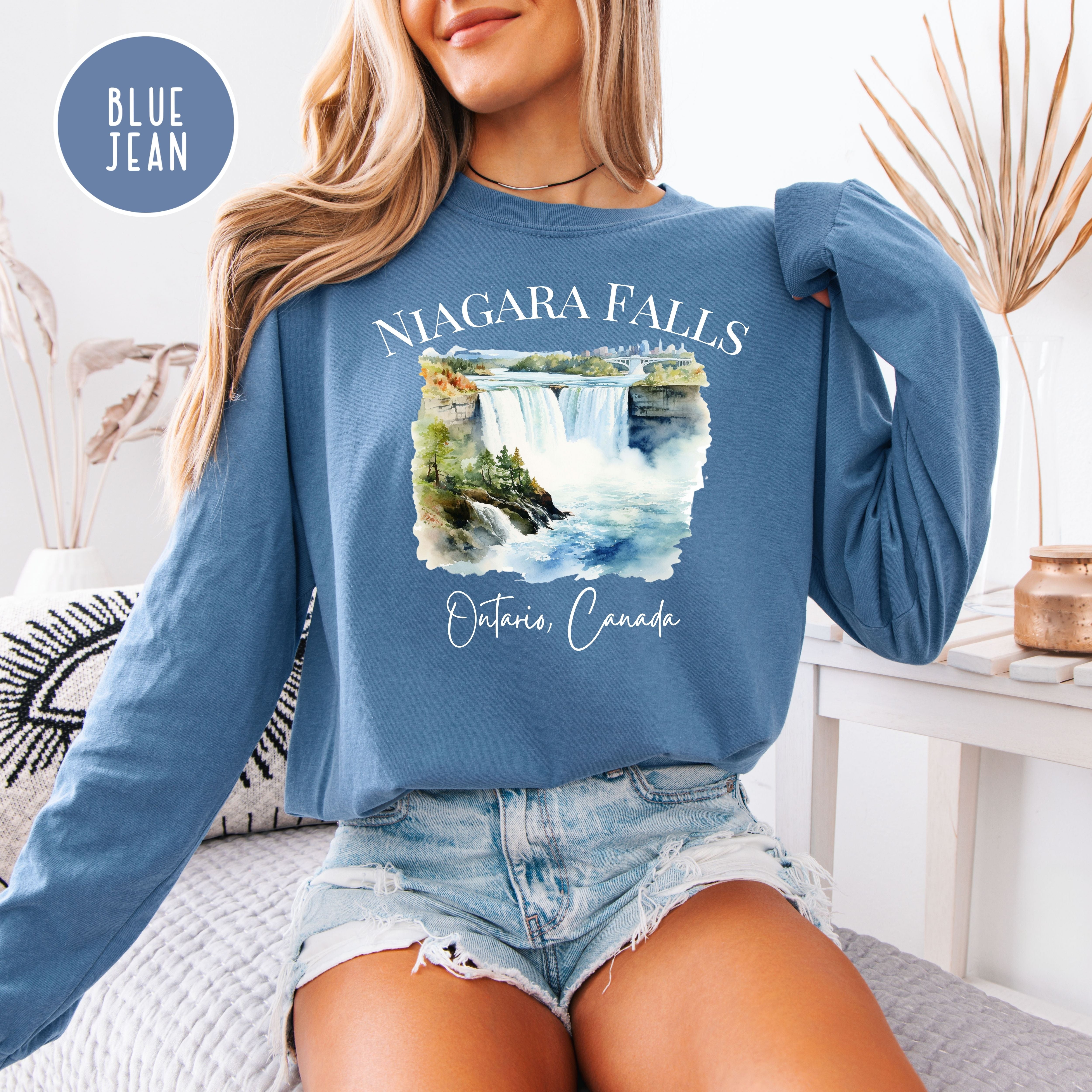 Niagara Falls Ontario Canada Comfort Colors Adult Unisex Long Sleeve Crewneck Tee
