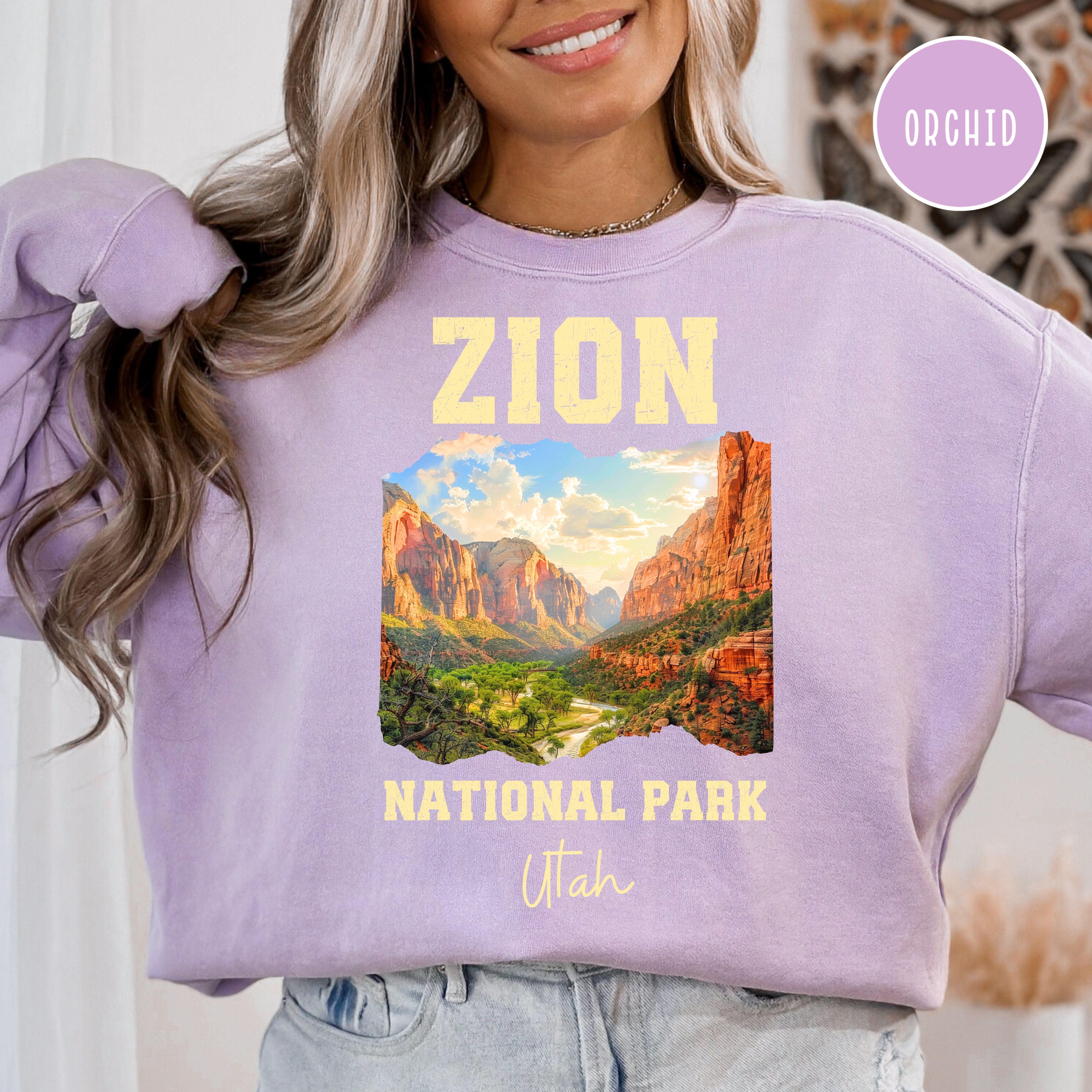 Zion National Park Grunge Style Comfort Colors® Sweatshirt