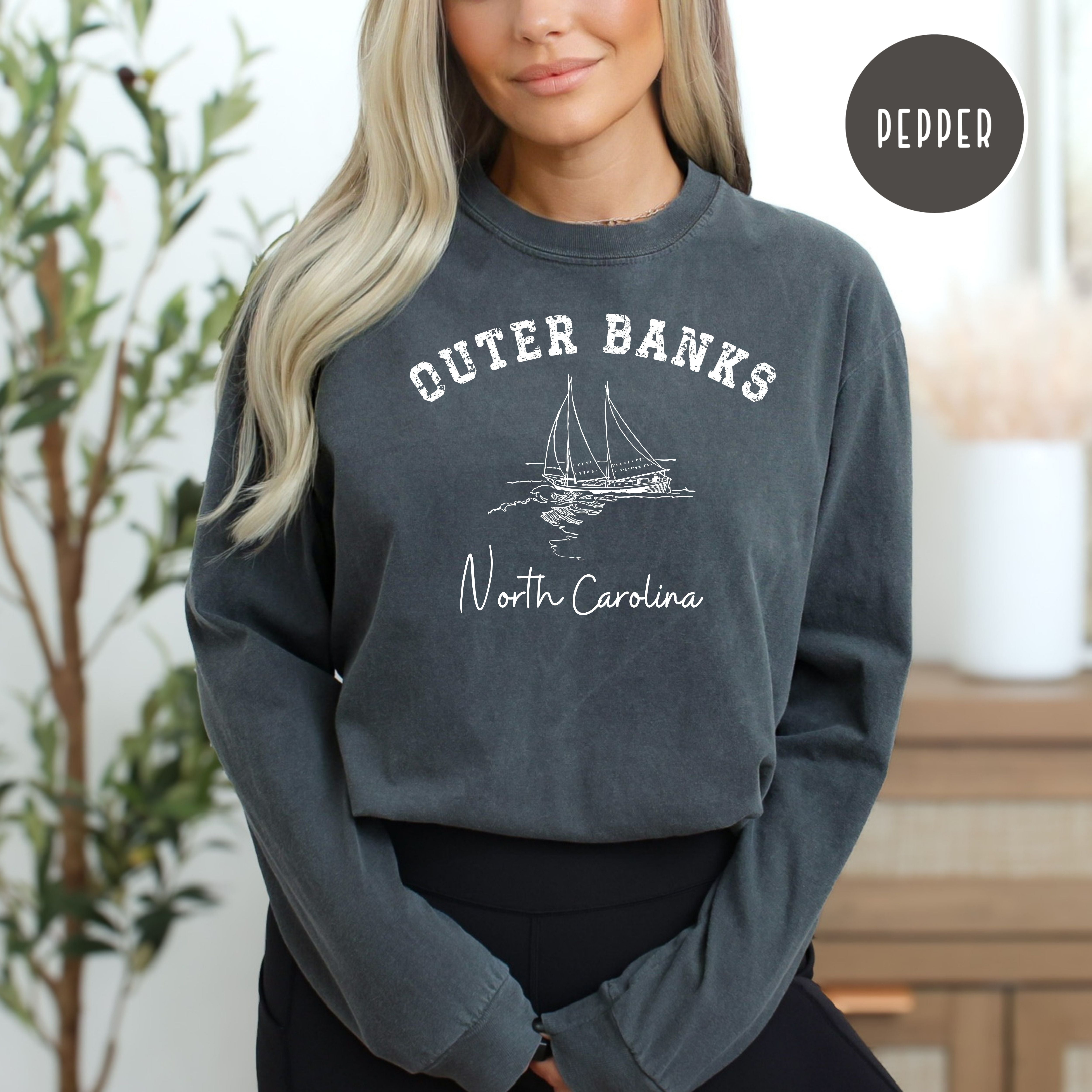 Outer Banks North Carolina Comfort Colors® Long Sleeve Unisex Tee