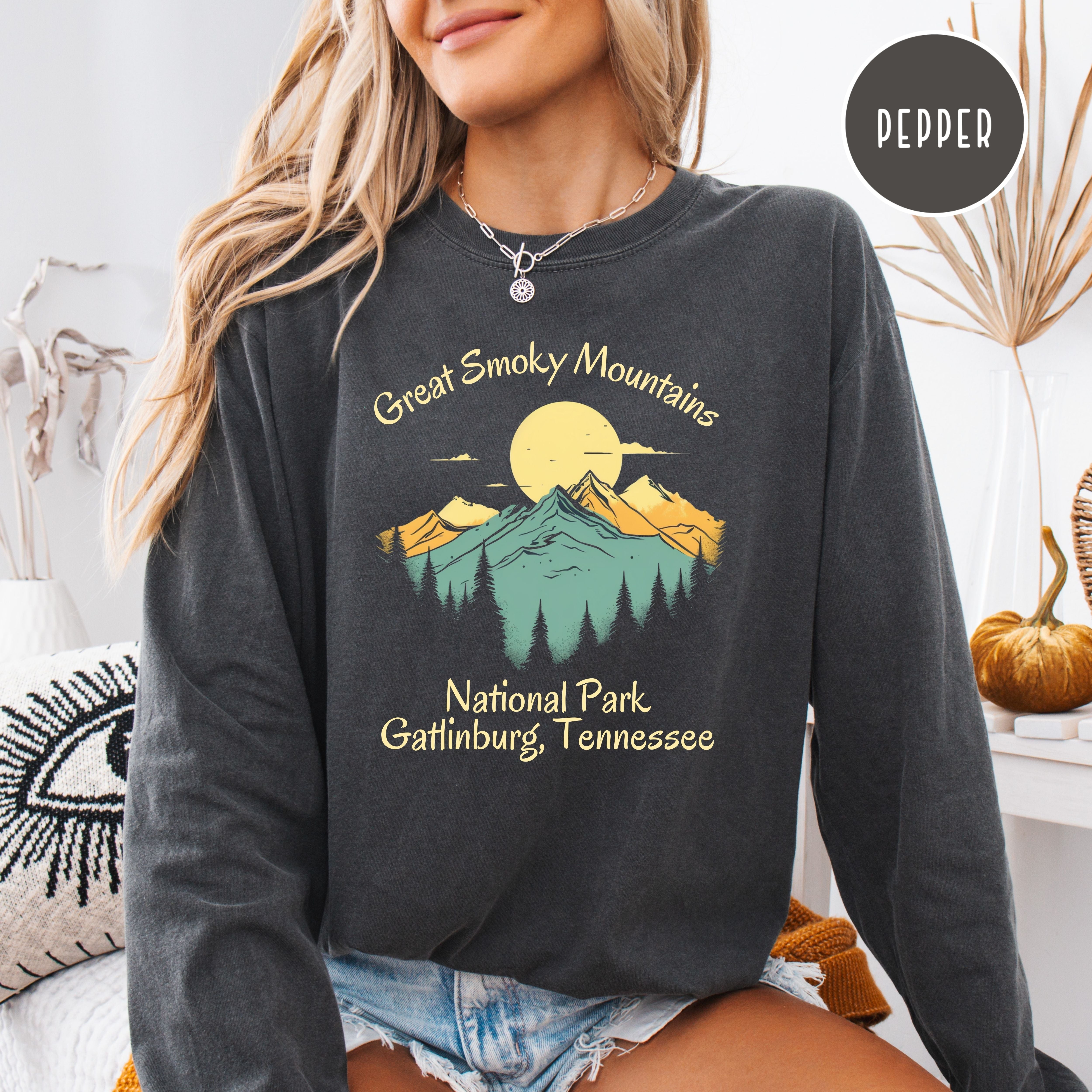 Great Smoky Mountains National Park Comfort Colors Long Sleeve Unisex Tee