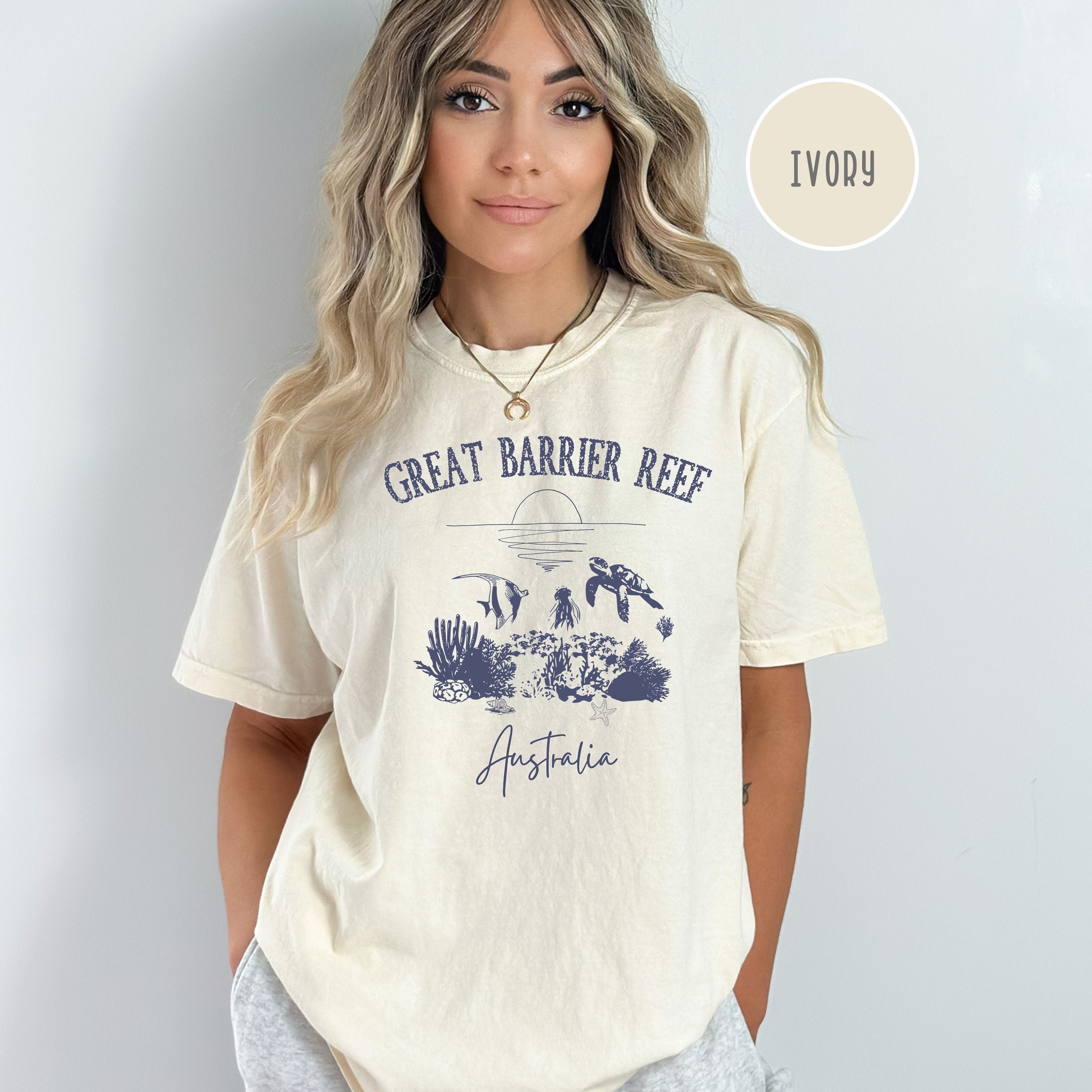 Great Barrier Reef Grunge Style Comfort Colors® Tee