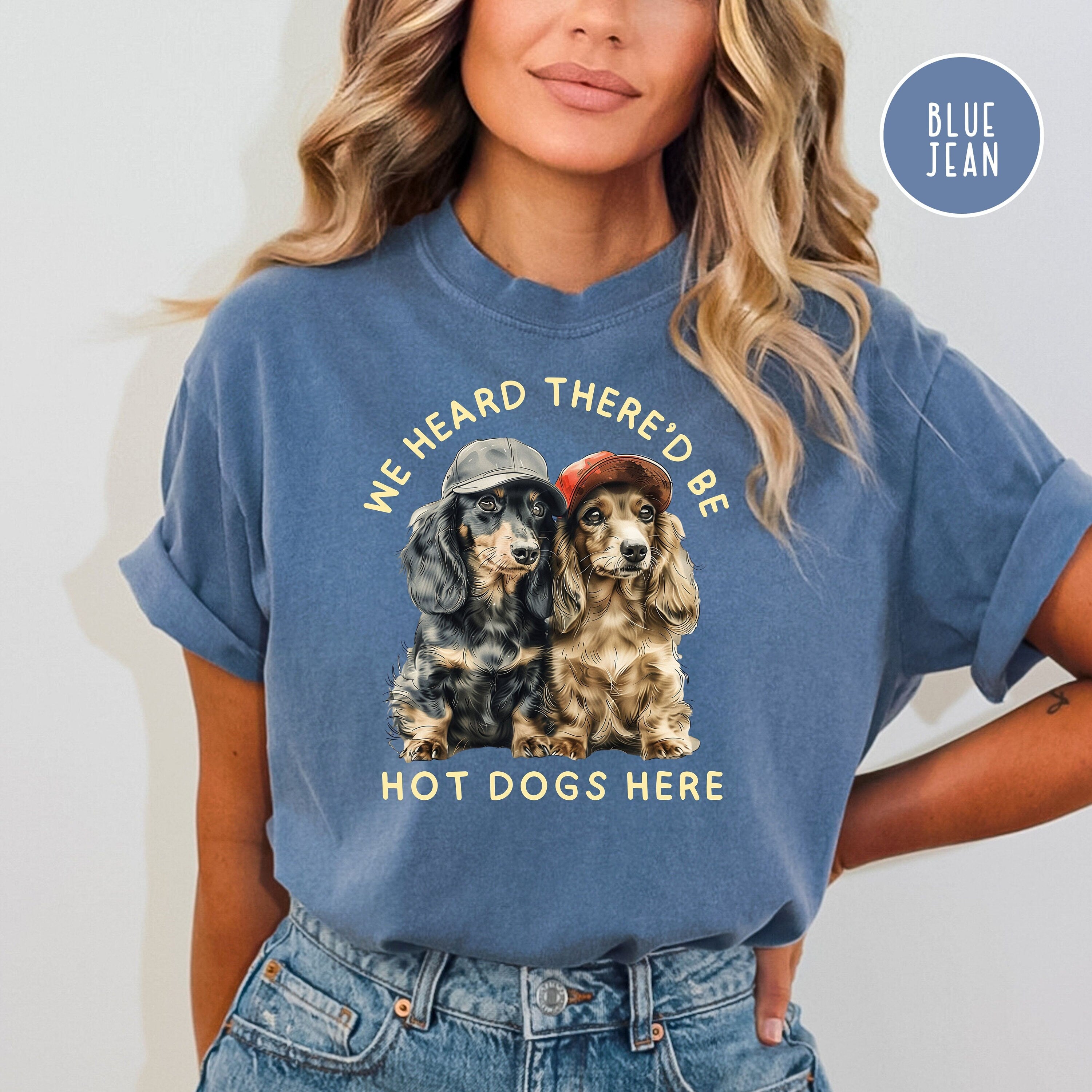 Dachshund Mom Comfort Colors® Tee