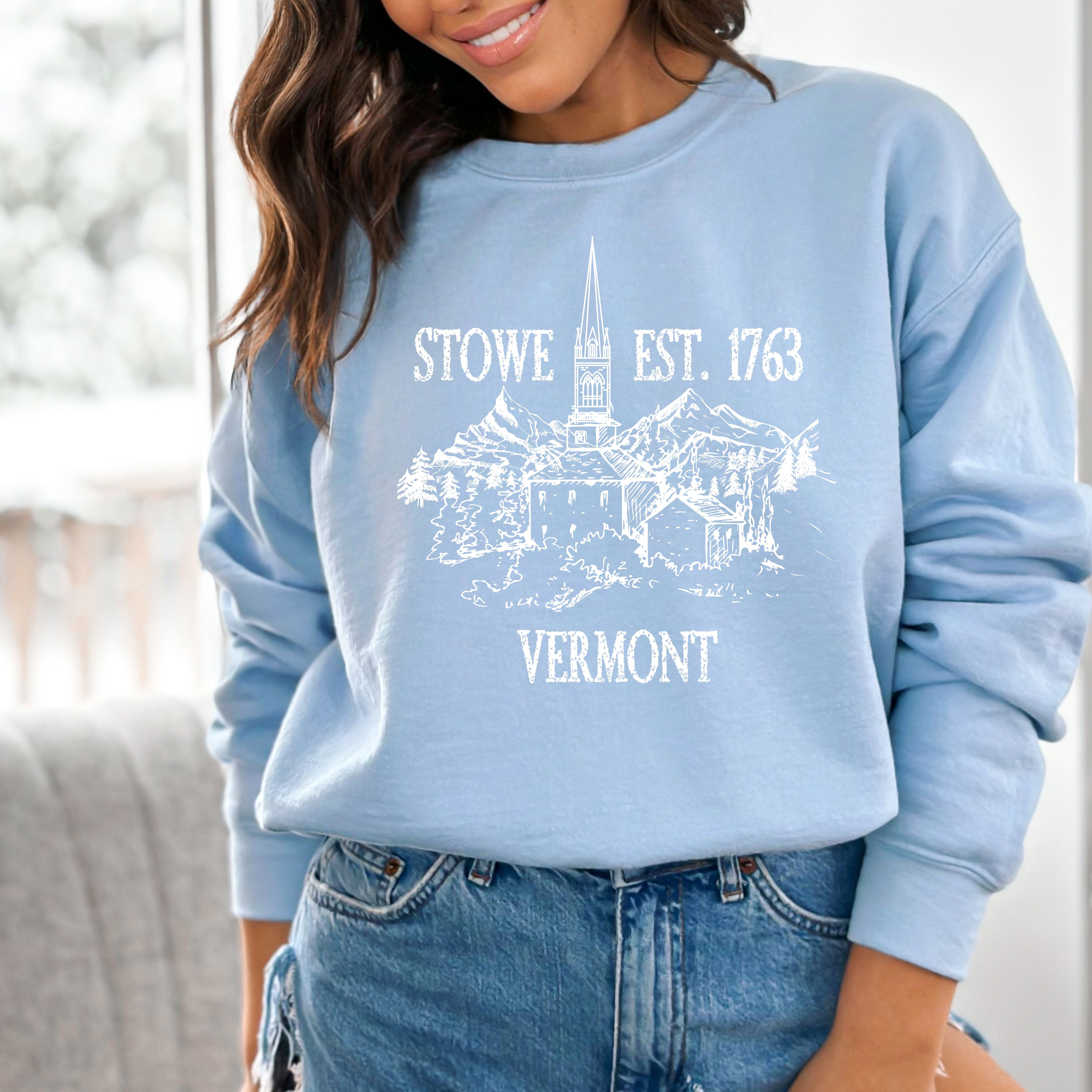 Stowe Vermont Grunge Style Winter Sweatshirt