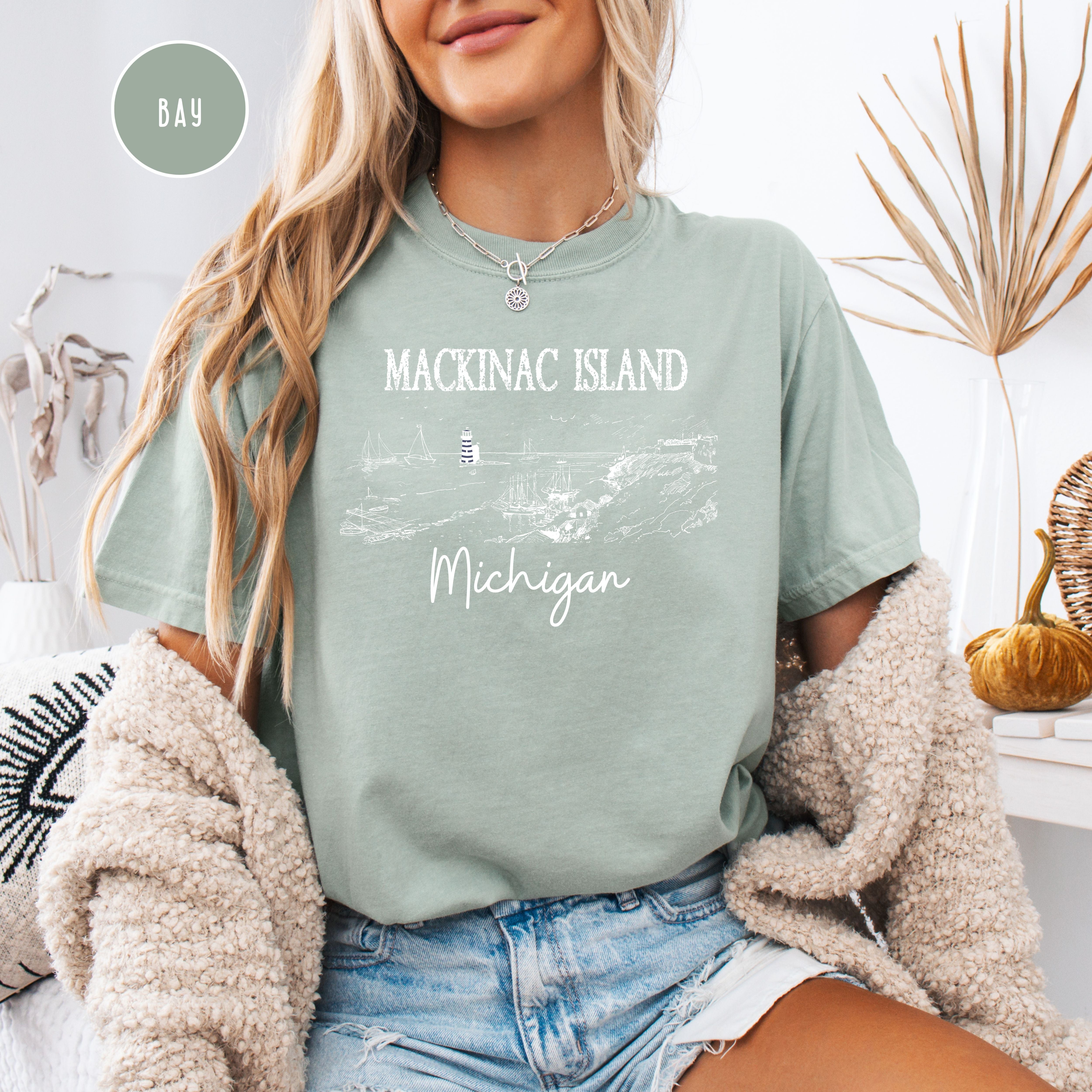 Mackinac Island Michigan Grunge Style Comfort Colors® Tee