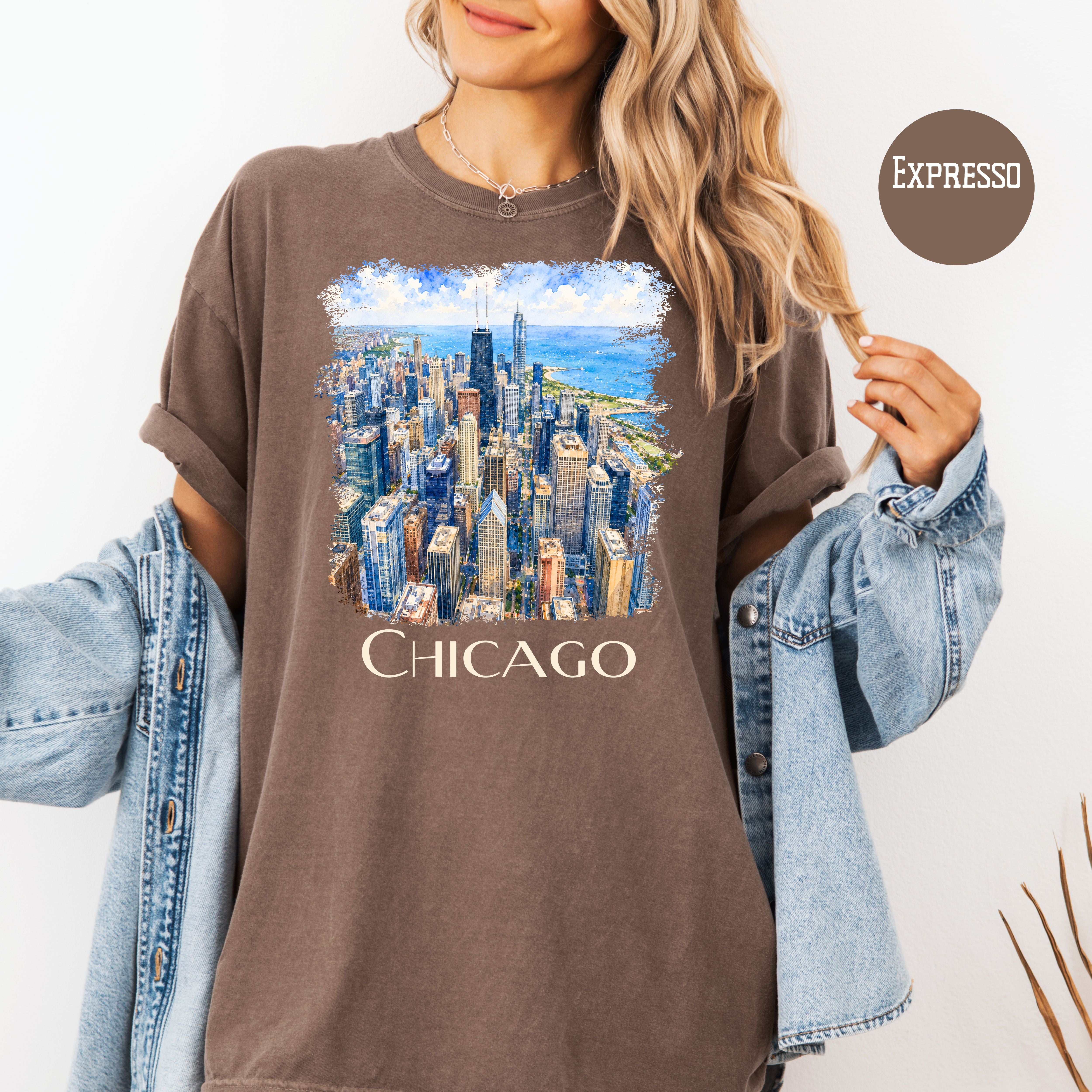 Chicago Lover Unisex Comfort Colors Travel T-Shirt, Chicago Vacation Gift Shirt, Chicago Skyscrapers Shirt, Chicagoan Tee, Traveler Gift Tee