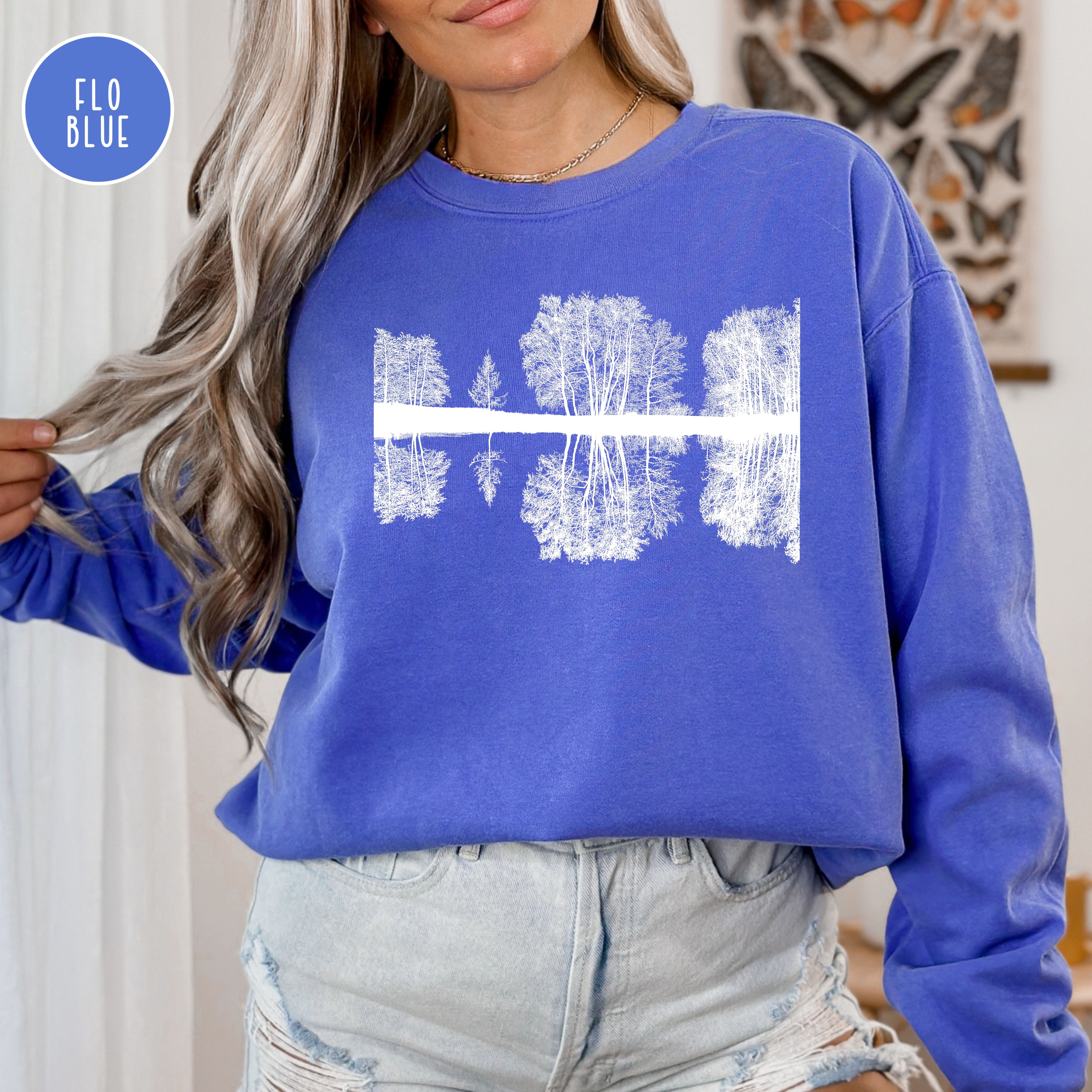 Trees and Lake Reflections Nature Lover Comfort Colors® Sweatshirt