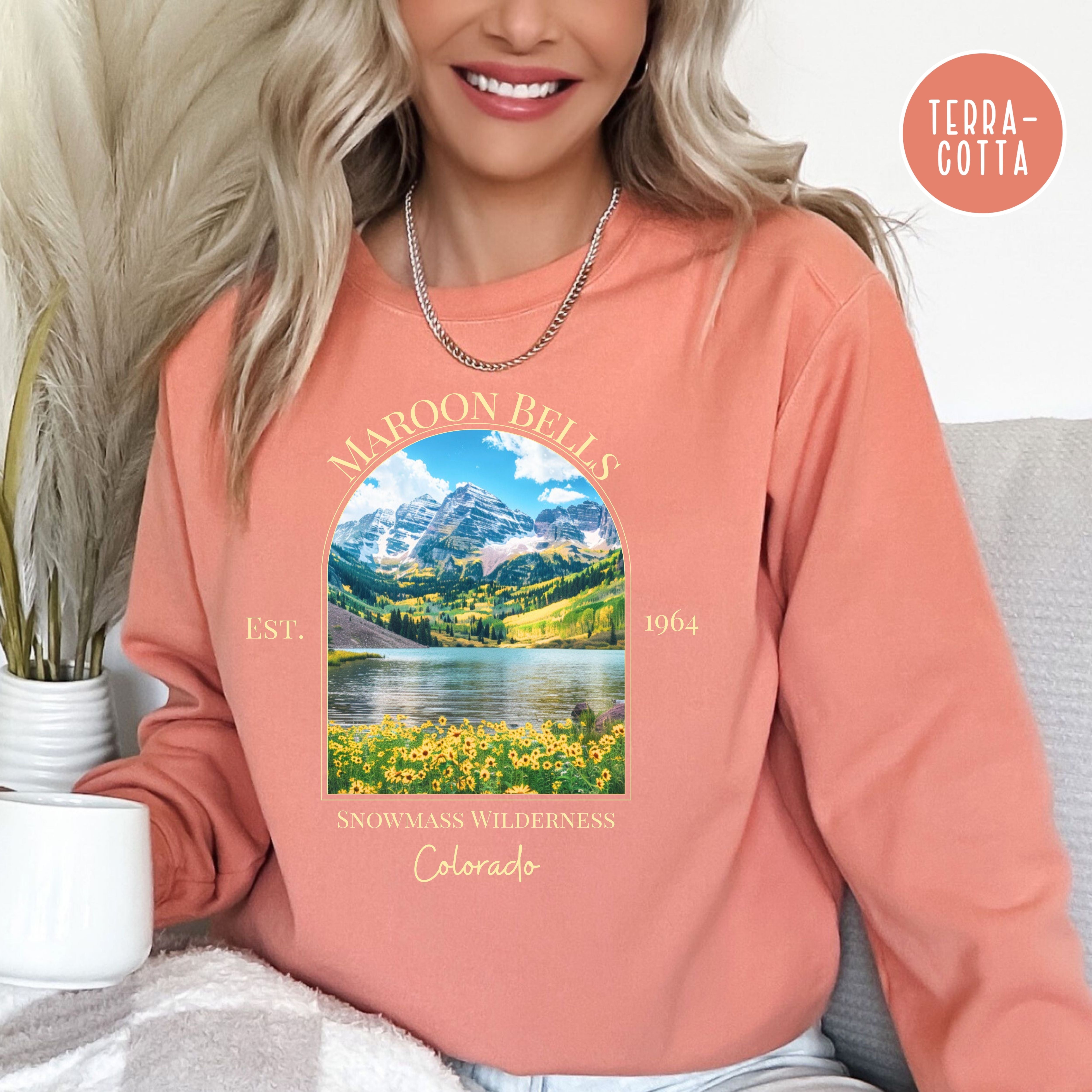 Maroon Bells-Snowmass Wilderness Colorado Comfort Colors® Sweatshirt