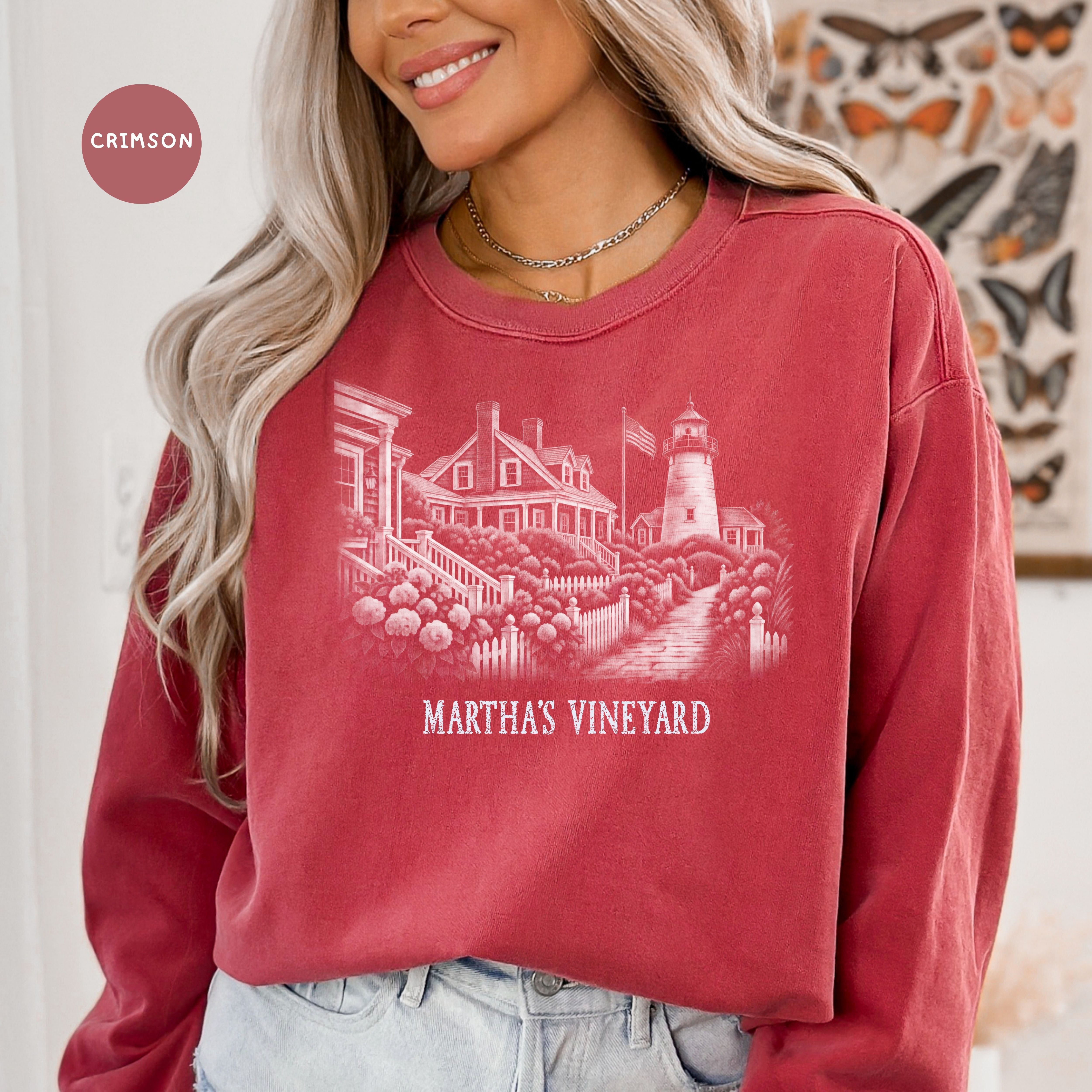 Martha's Vineyard Comfort Colors Sweatshirt, The Vineyard Sweatshirt, Martha's Vineyard Gift, Traveler Sweatshirt, Massachusetts Gift