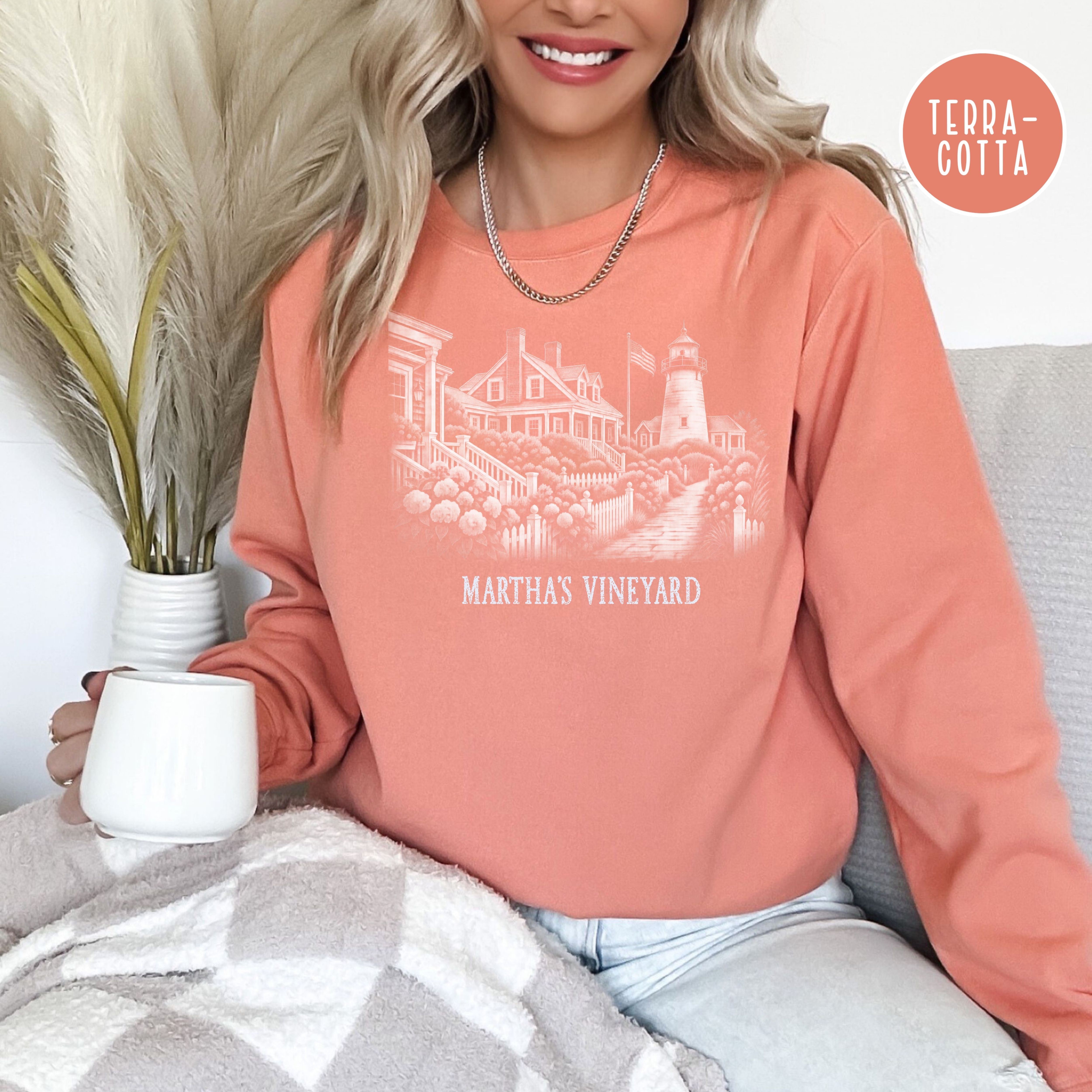 Martha's Vineyard Comfort Colors Sweatshirt, The Vineyard Sweatshirt, Martha's Vineyard Gift, Traveler Sweatshirt, Massachusetts Gift