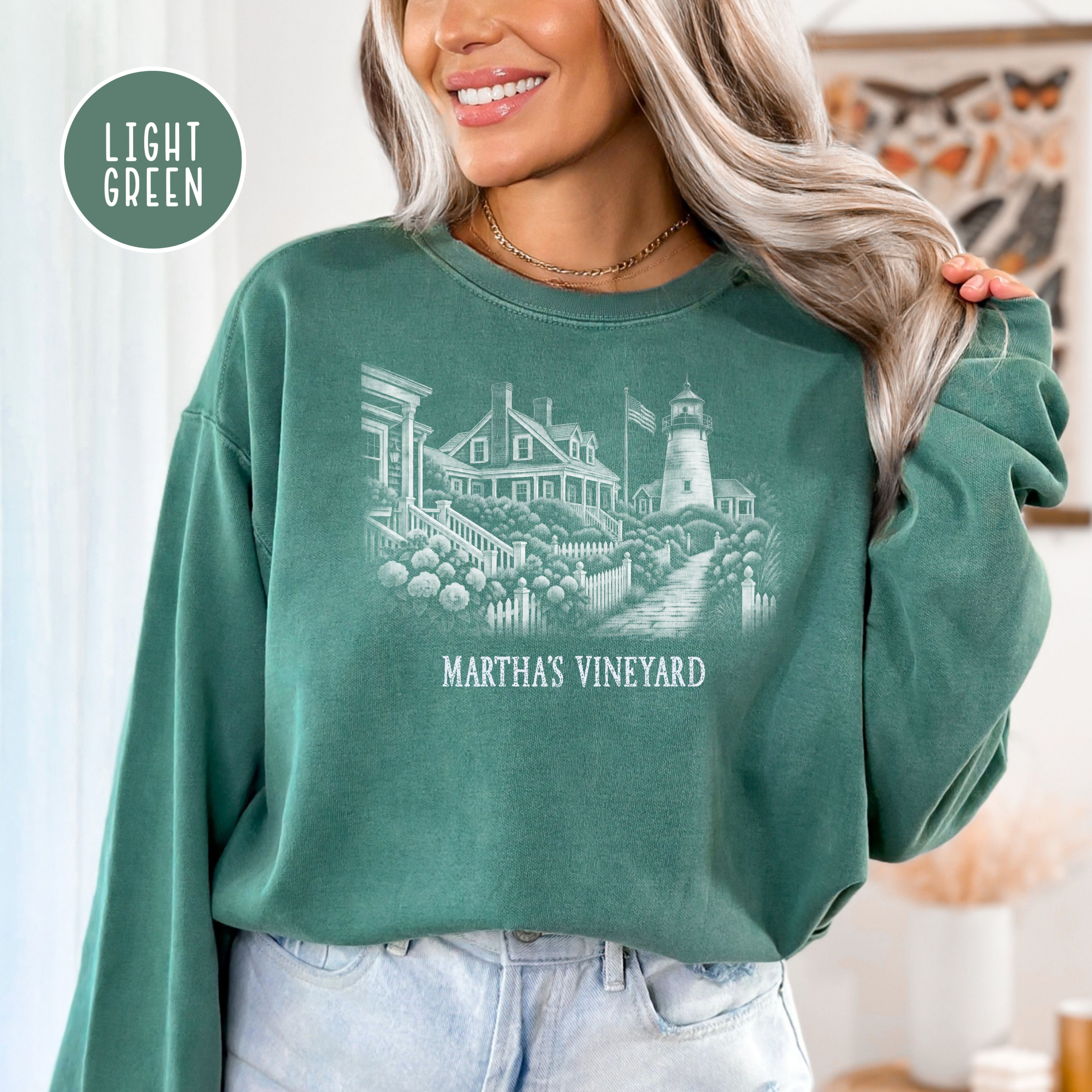 Martha's Vineyard Comfort Colors Sweatshirt, The Vineyard Sweatshirt, Martha's Vineyard Gift, Traveler Sweatshirt, Massachusetts Gift