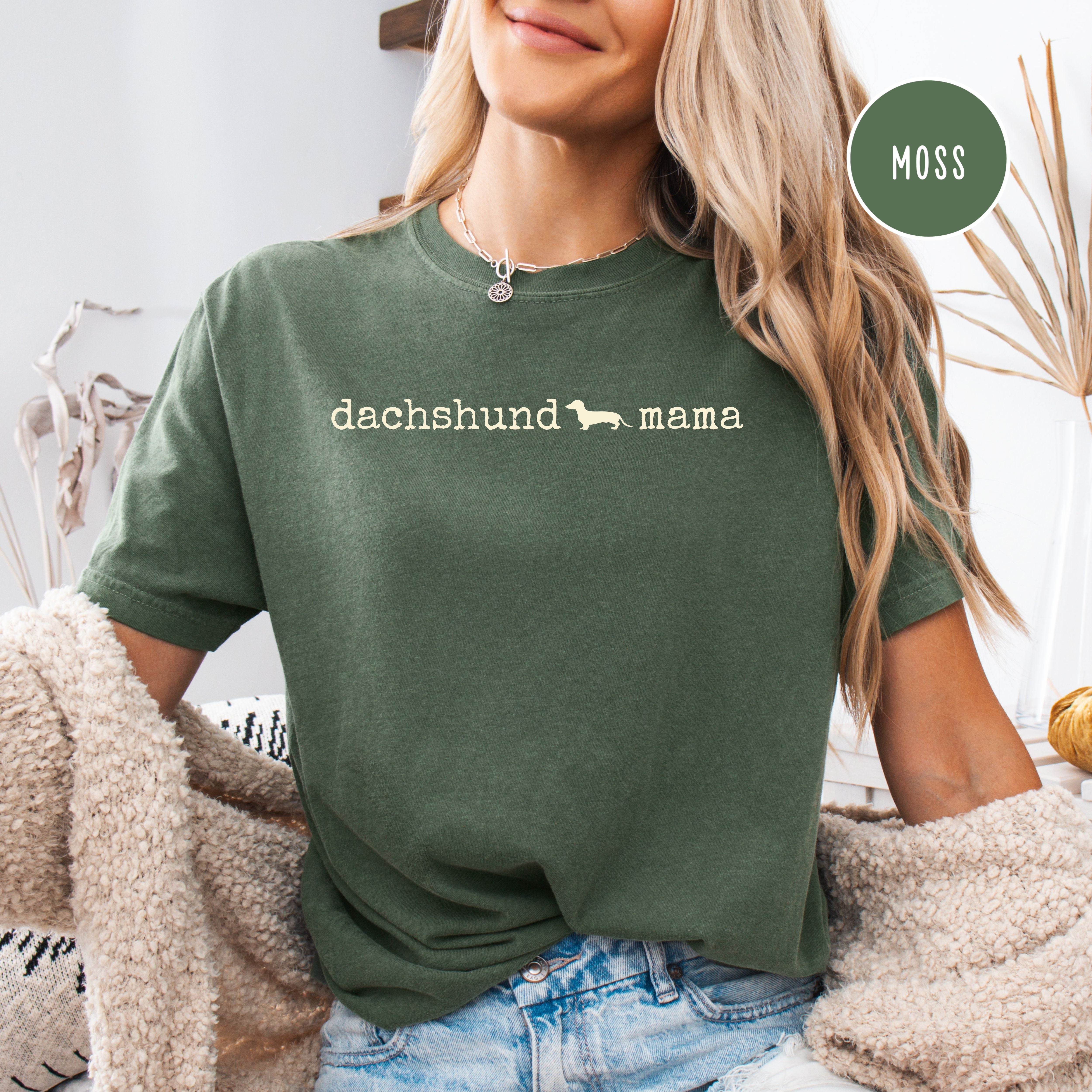 Dachshund Mama Comfort Colors Tee