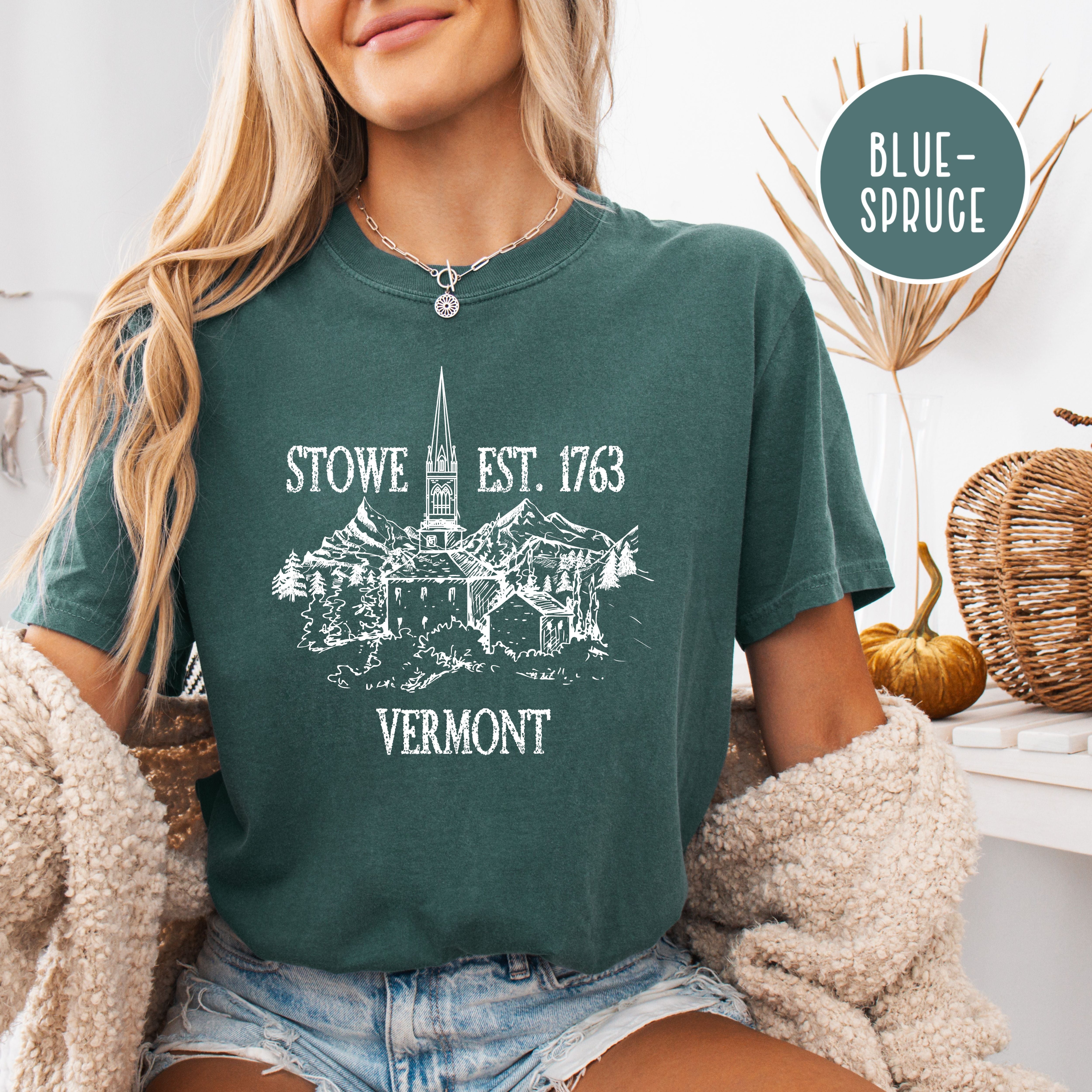 Stowe Vermont Grunge Style Comfort Colors® Tee