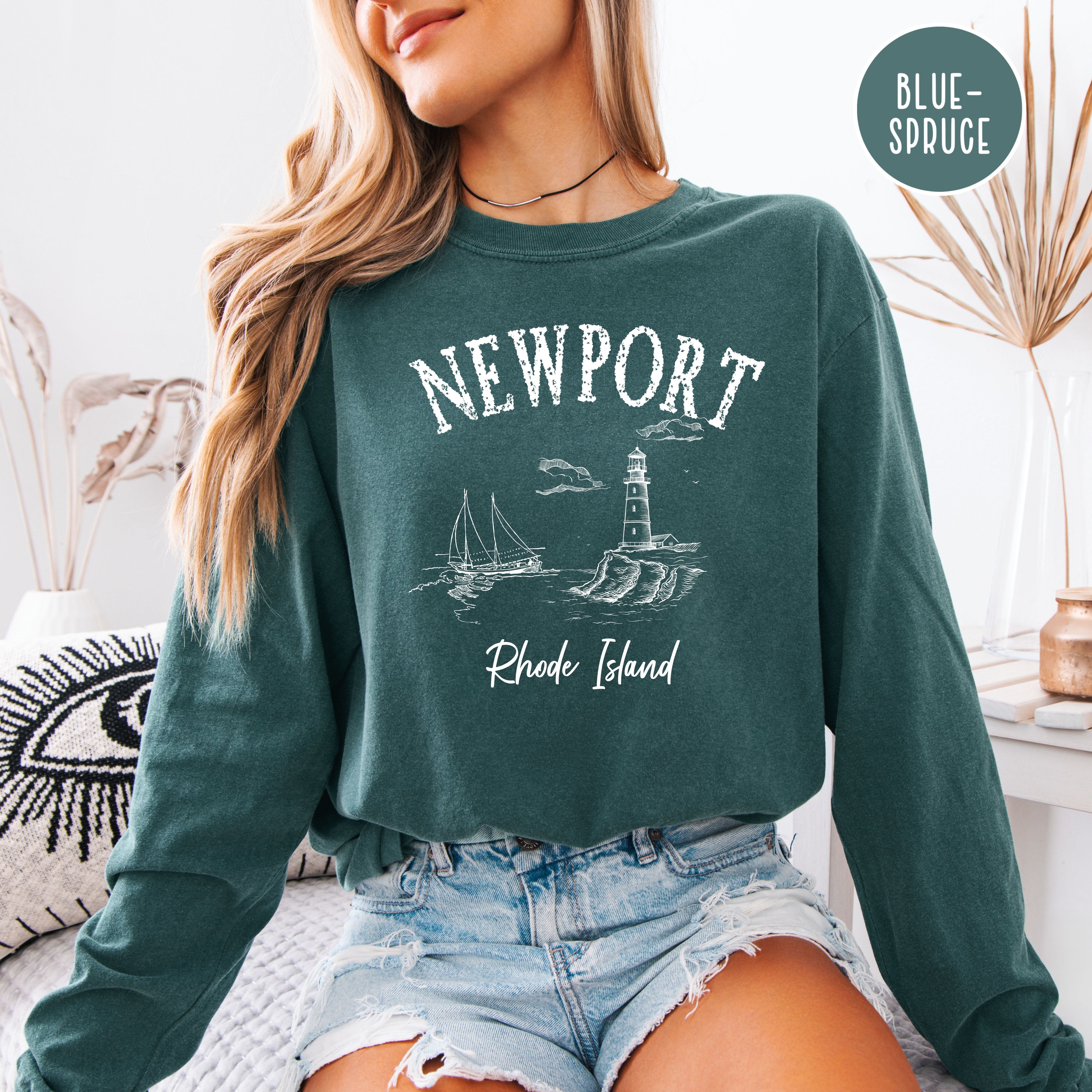 Newport Rhode Island Grunge Style Comfort Colors® Long Sleeve Tee