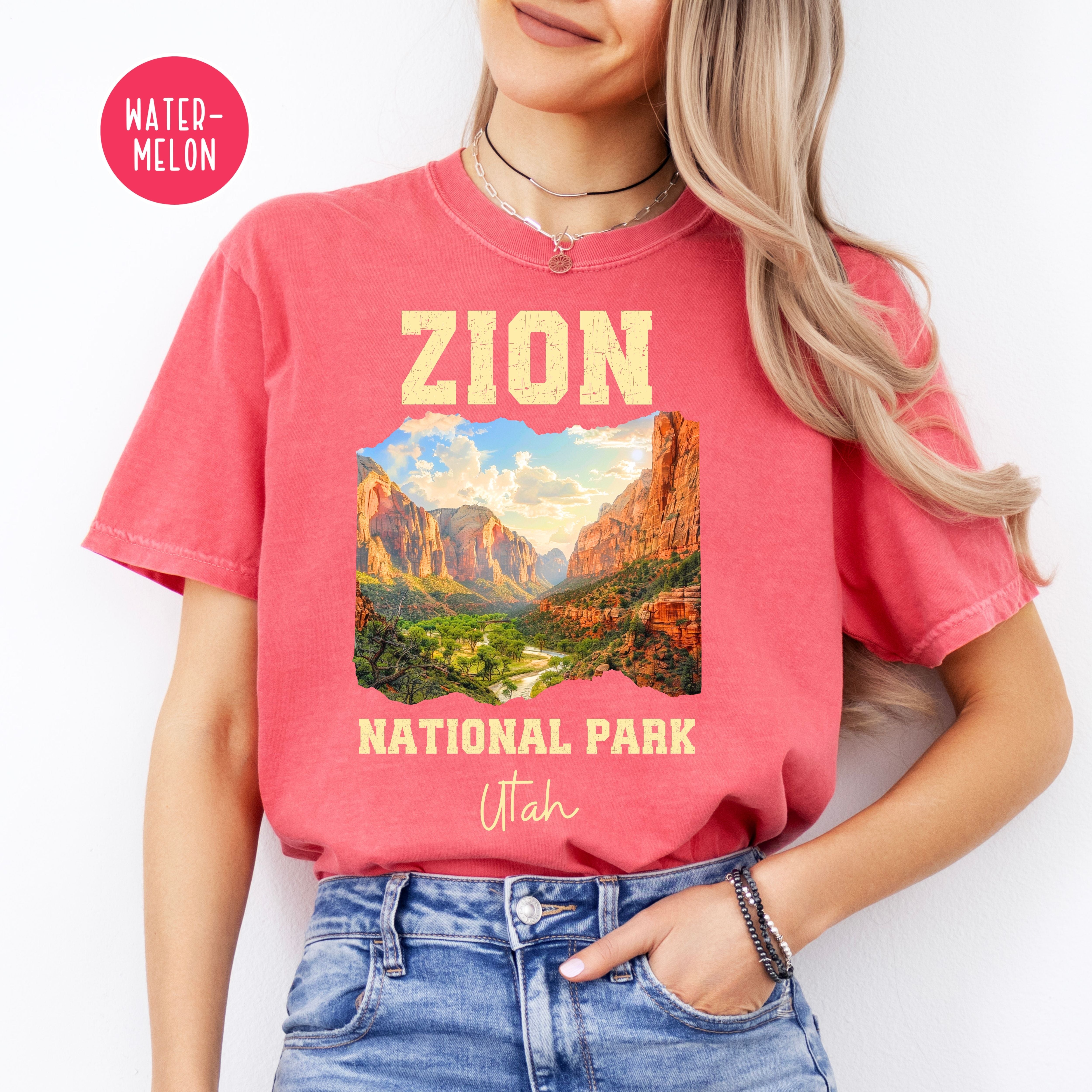 Zion National Park Grunge Style Comfort Colors® Tee