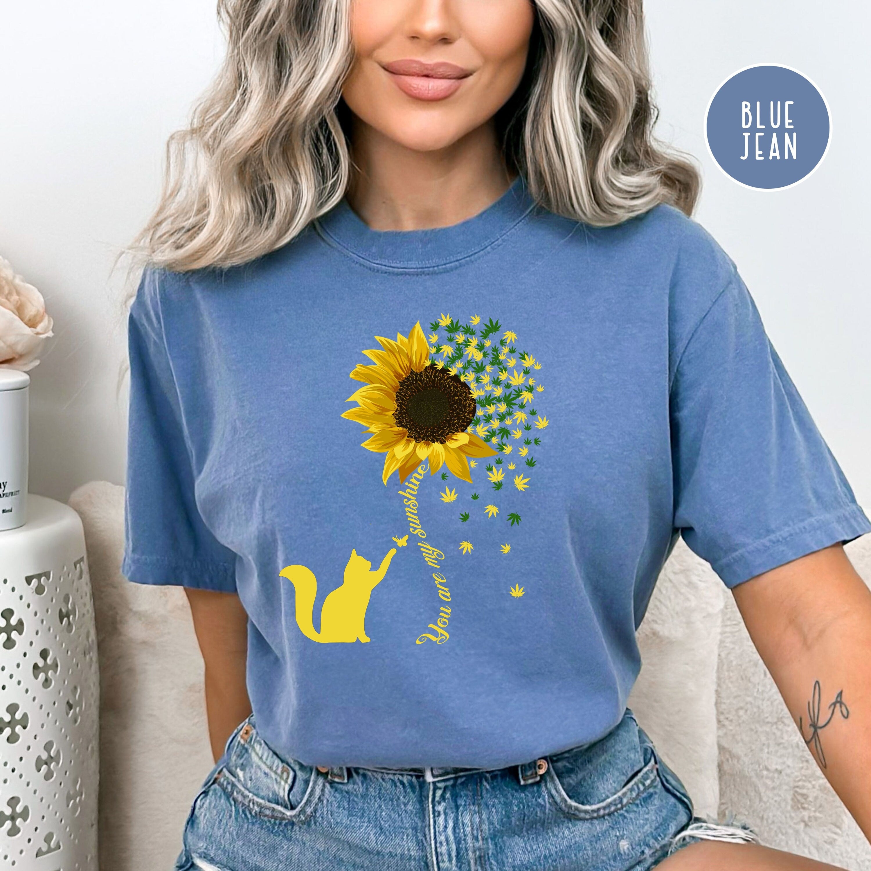 Cat Mom Sunflower Comfort Colors® T-Shirt