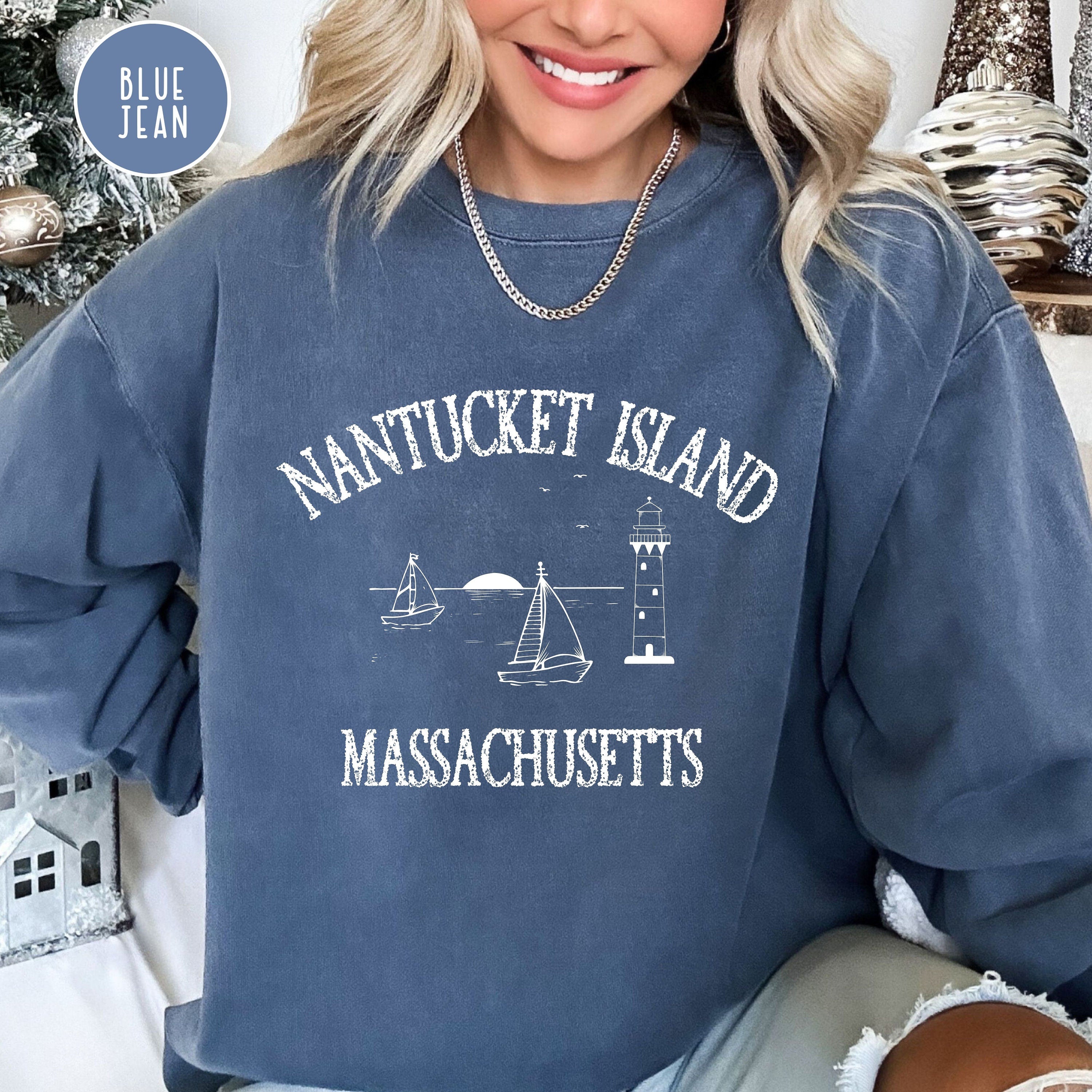 Nantucket Island Grunge Style Comfort Colors® Sweatshirt