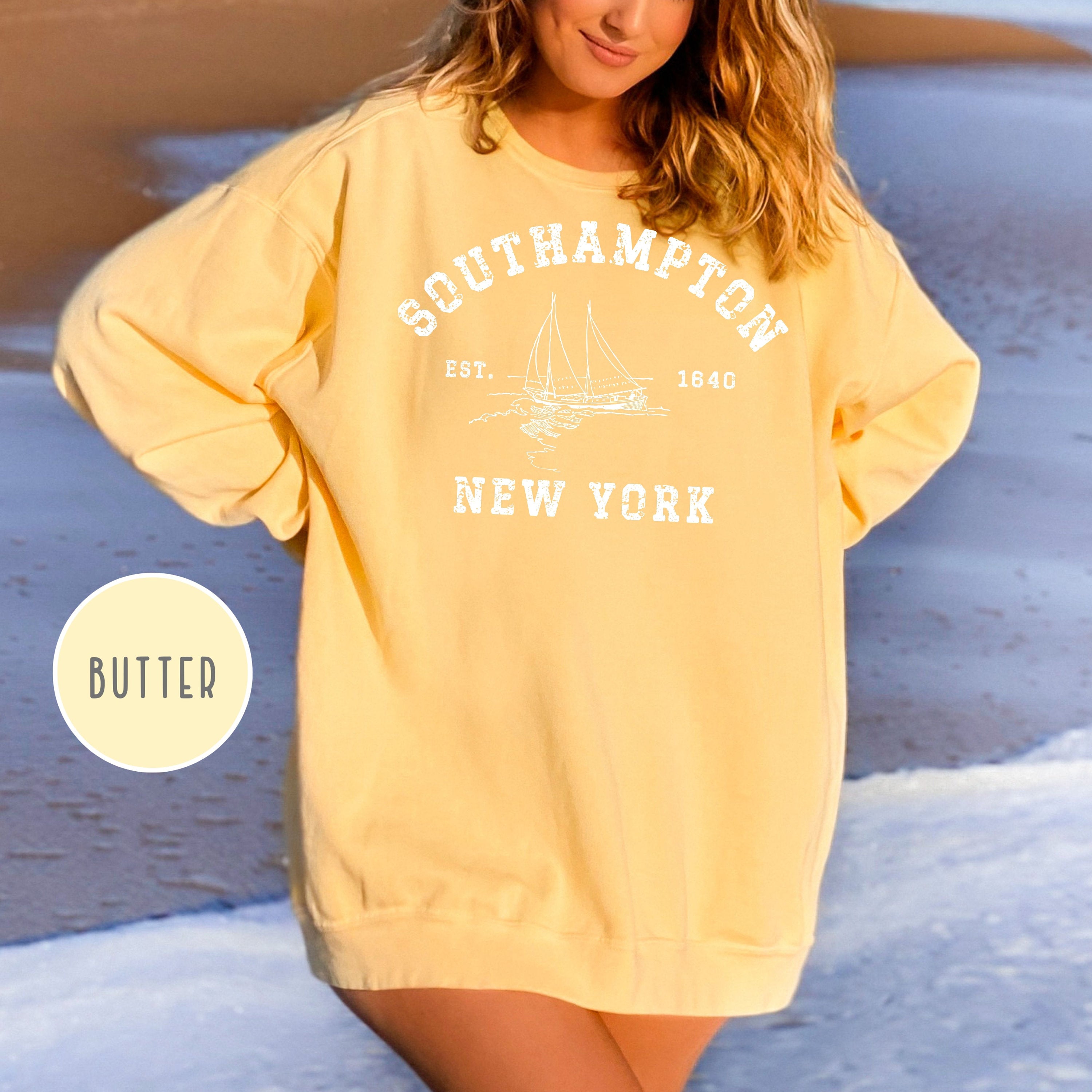 Southampton New York Grunge Style Comfort Colors® Sweatshirt