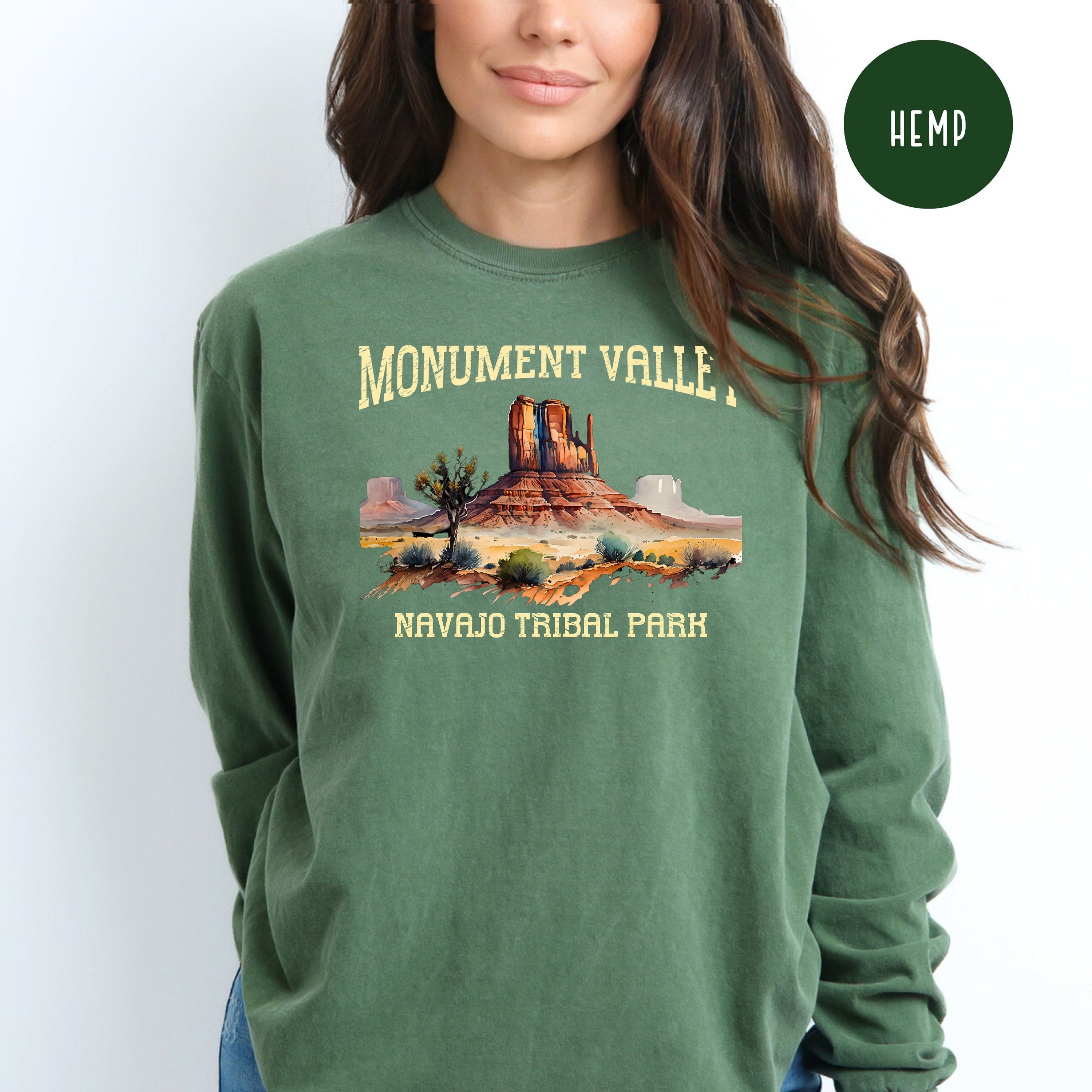 Monument Valley National Park Arizonia Comfort Colors® Long Sleeve Tee