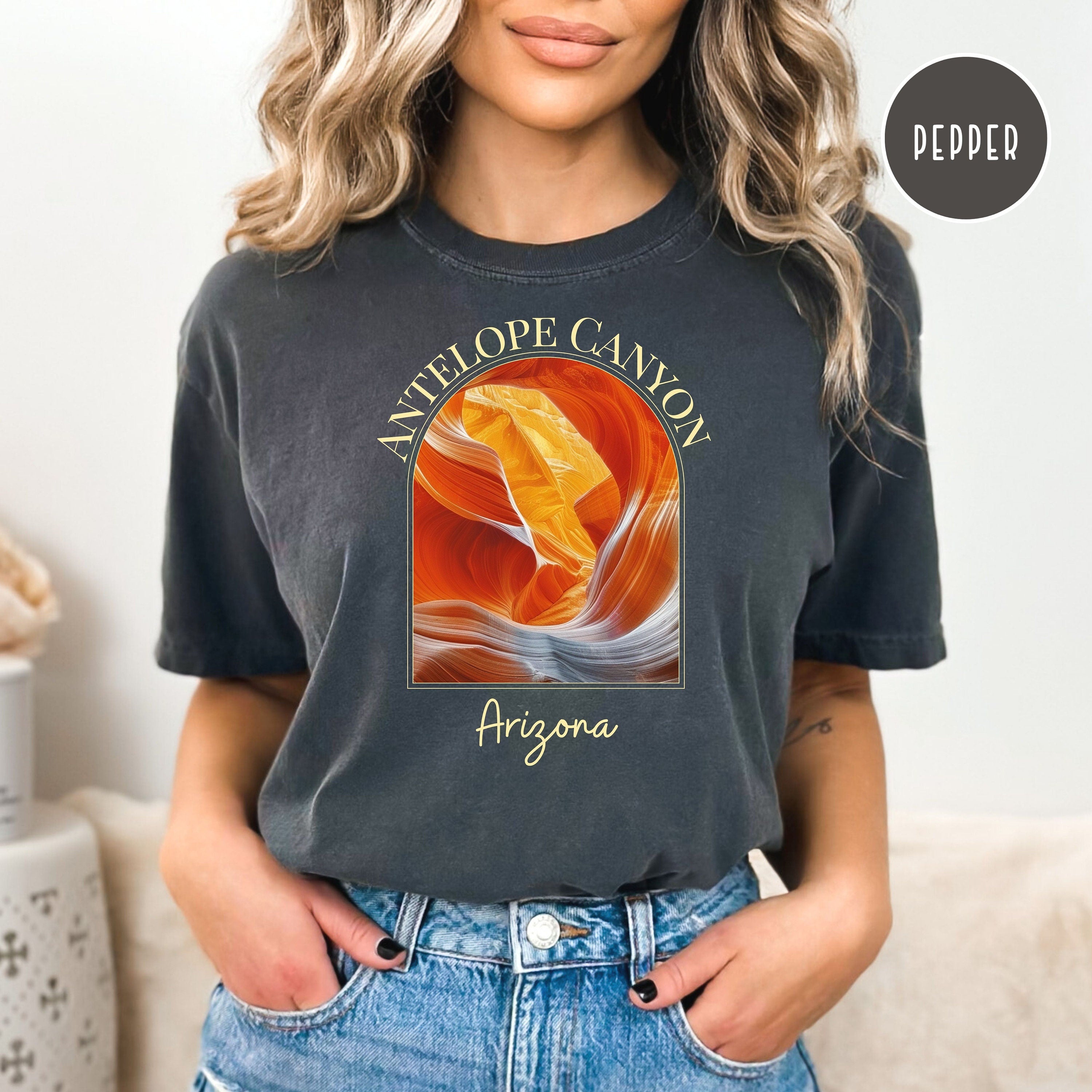 Antelope Canyon Arizona National Park Comfort Colors® Tee Shirt