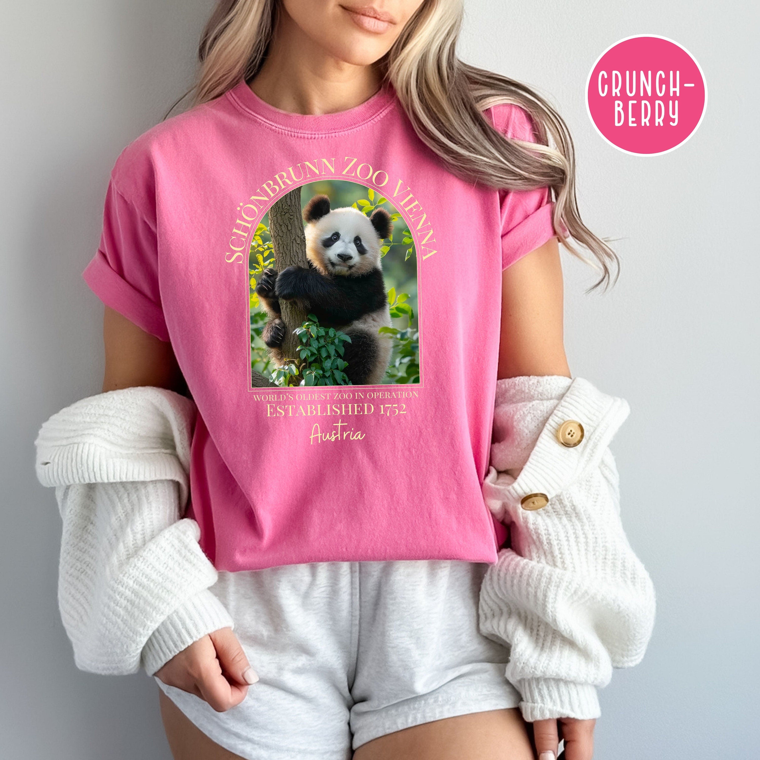 Vienna Zoo Panda Exhibit Comfort Colors T-Shirt