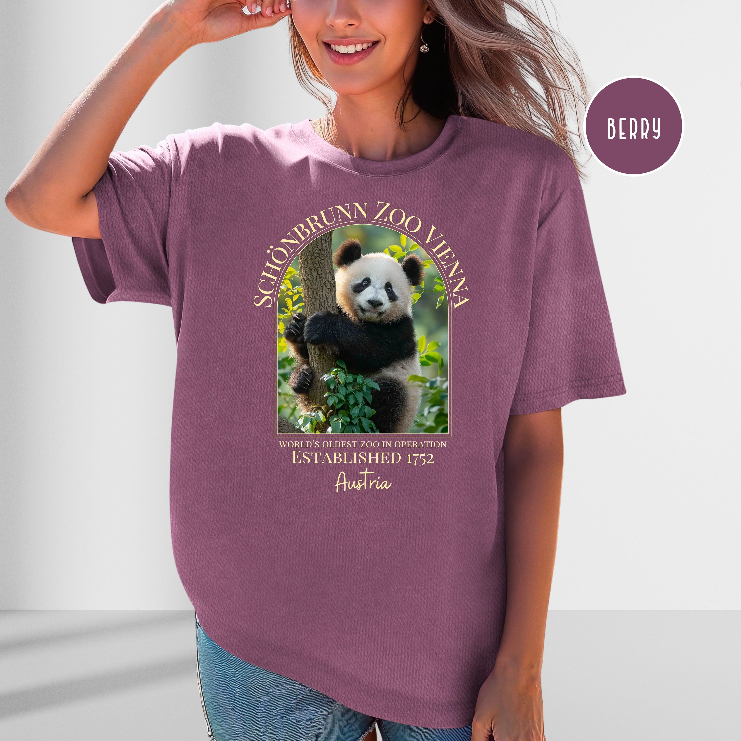 Vienna Zoo Panda Exhibit Comfort Colors T-Shirt