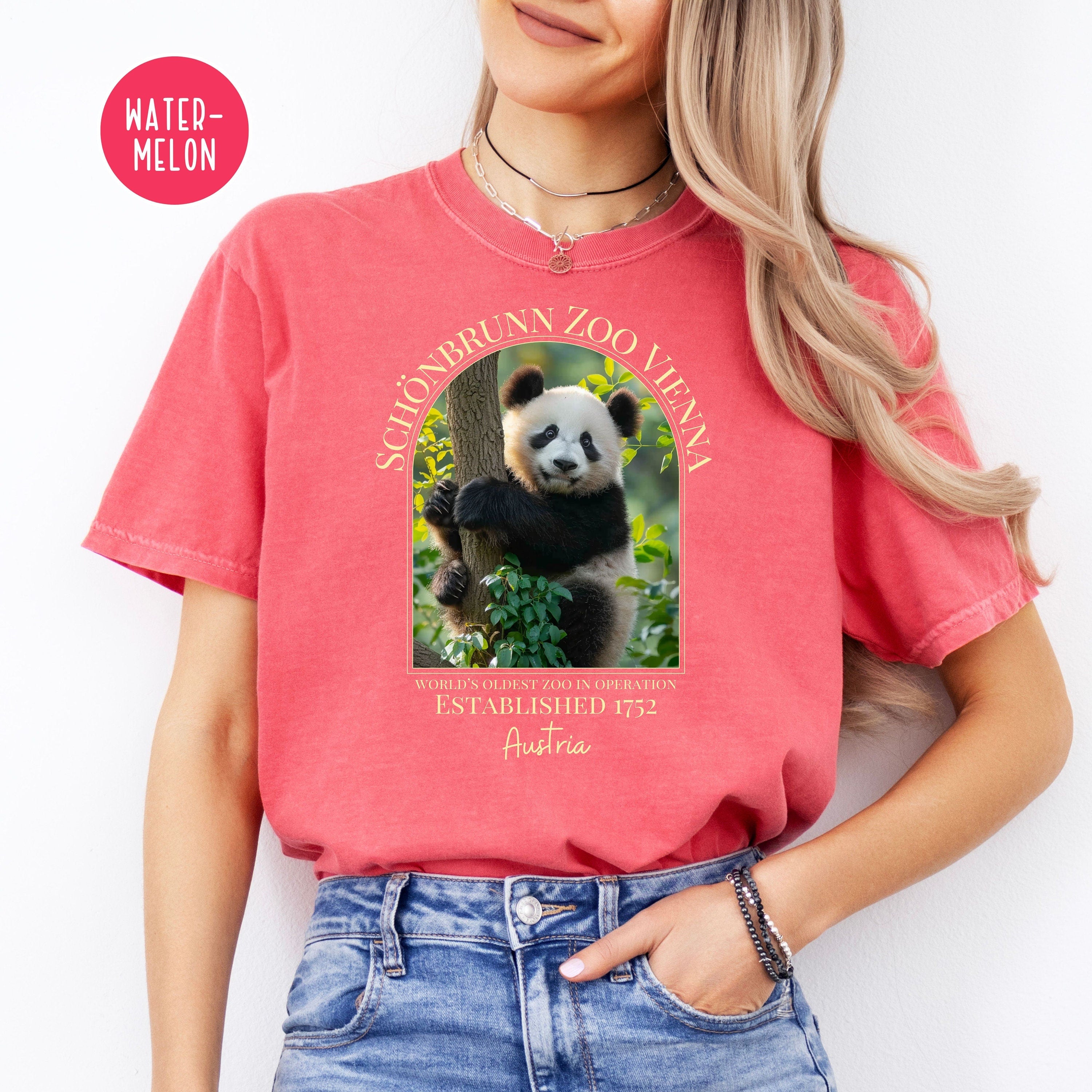 Vienna Zoo Panda Exhibit Comfort Colors T-Shirt